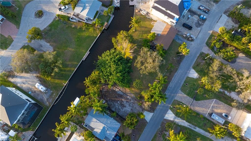 27563 Big Bend RD, BONITA SPRINGS FL 34134-7