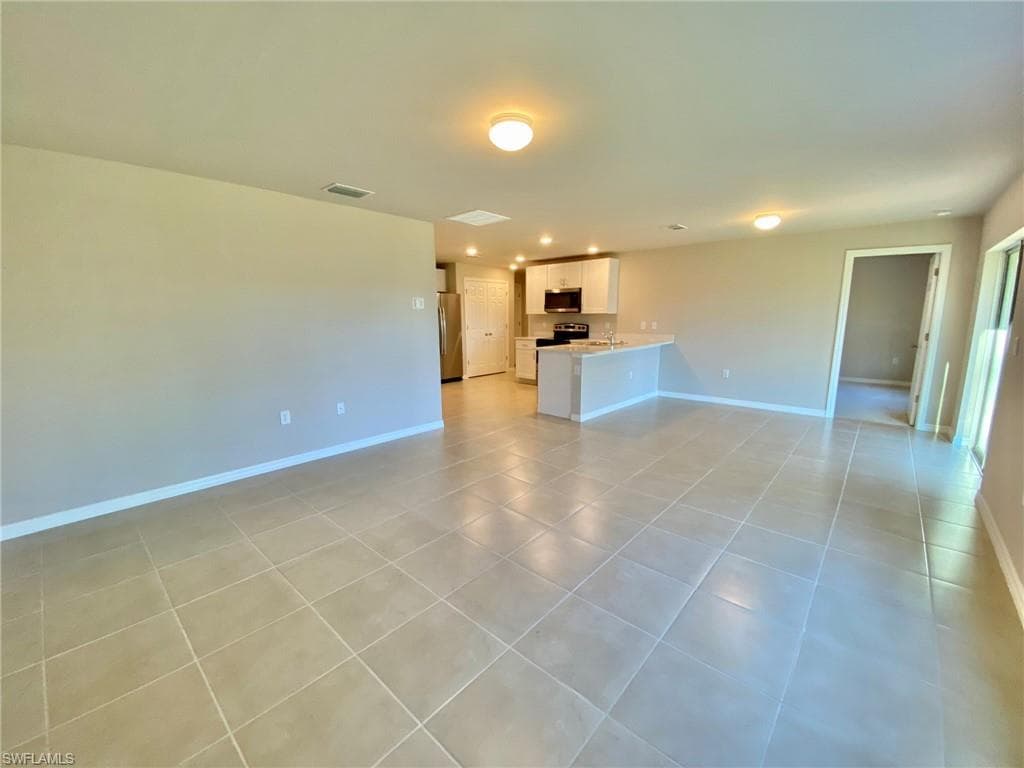 19033 Bartow BLVD, FORT MYERS FL 33967-16