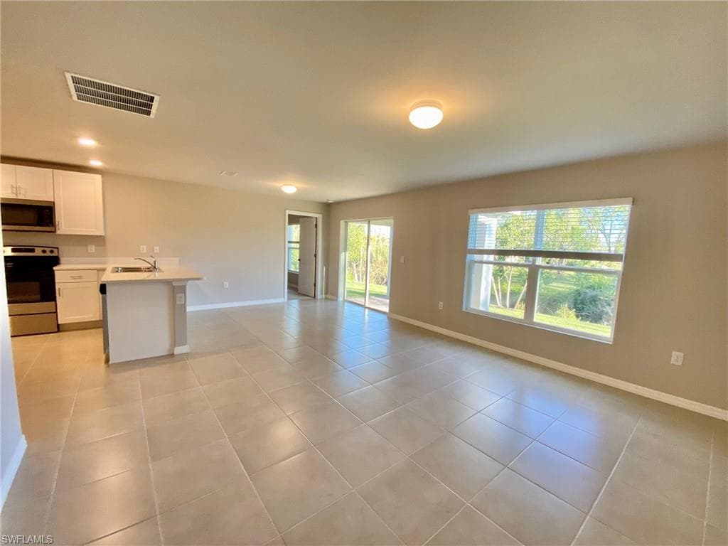 19033 Bartow BLVD, FORT MYERS FL 33967-17