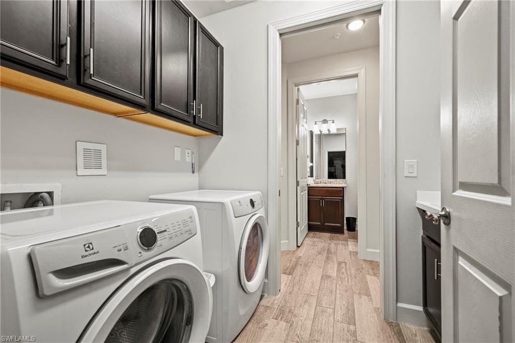 10231 Glastonbury CIR # 101, FORT MYERS FL 33913-24