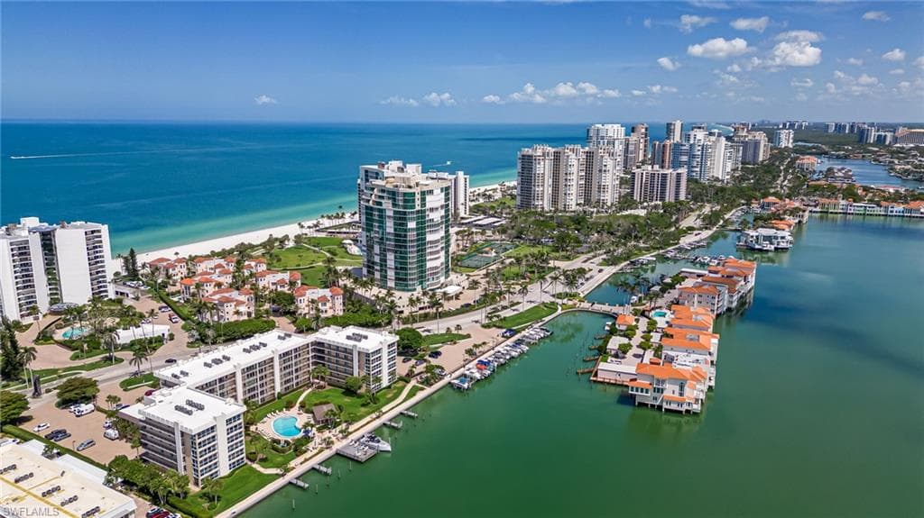 3500 Gulf Shore BLVD N 509-1