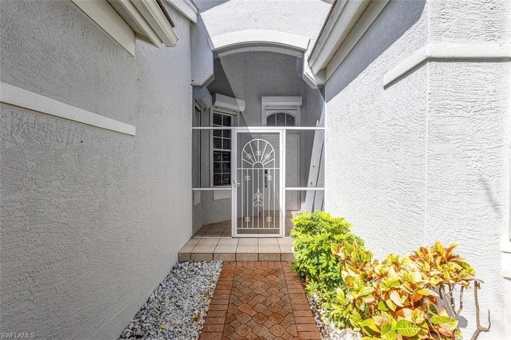 9141 Garden Pointe, FORT MYERS FL 33908-7