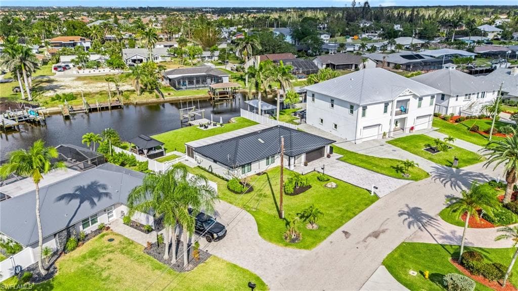 6212 Cocos DR, FORT MYERS FL 33908-4