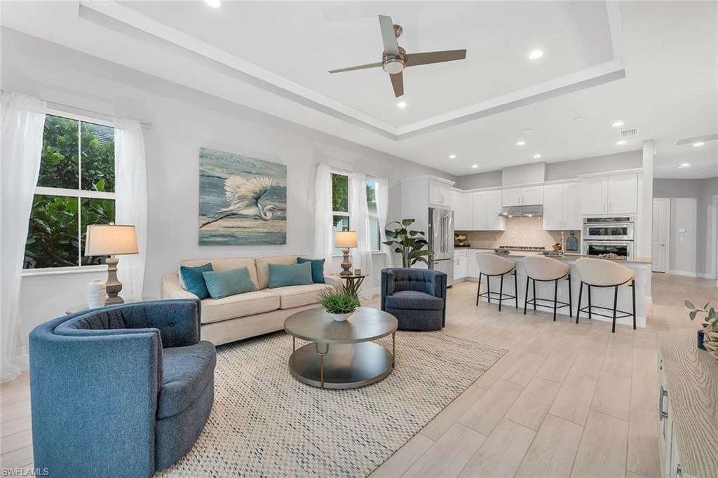 9011 Saint Lucia DR, NAPLES FL 34114-1