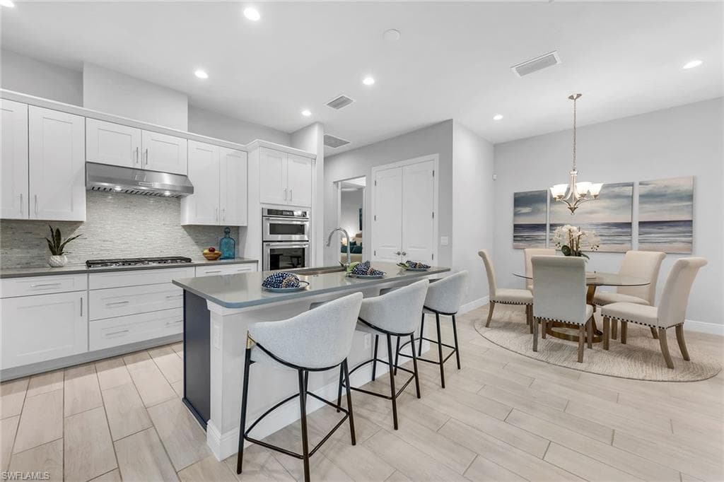 9011 Saint Lucia DR, NAPLES FL 34114-5