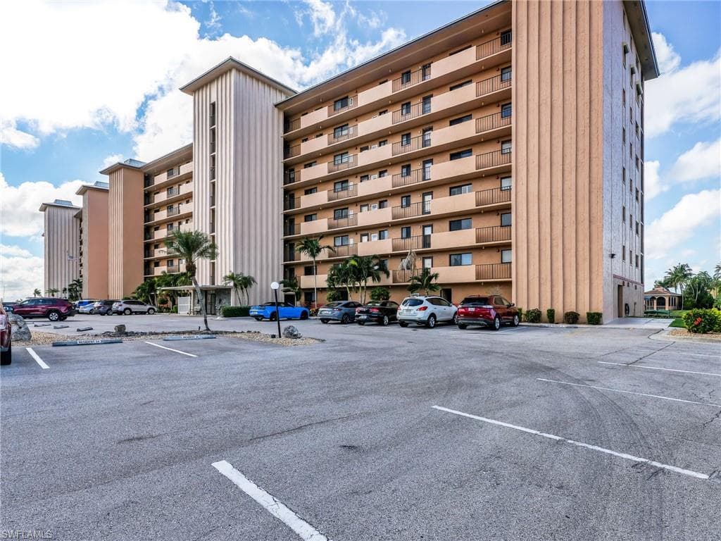 4260 SE 20th PL # 402, CAPE CORAL FL 33904-31