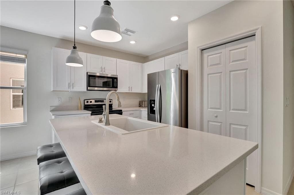 15489 Wildflower CIR, NAPLES FL 34119-8