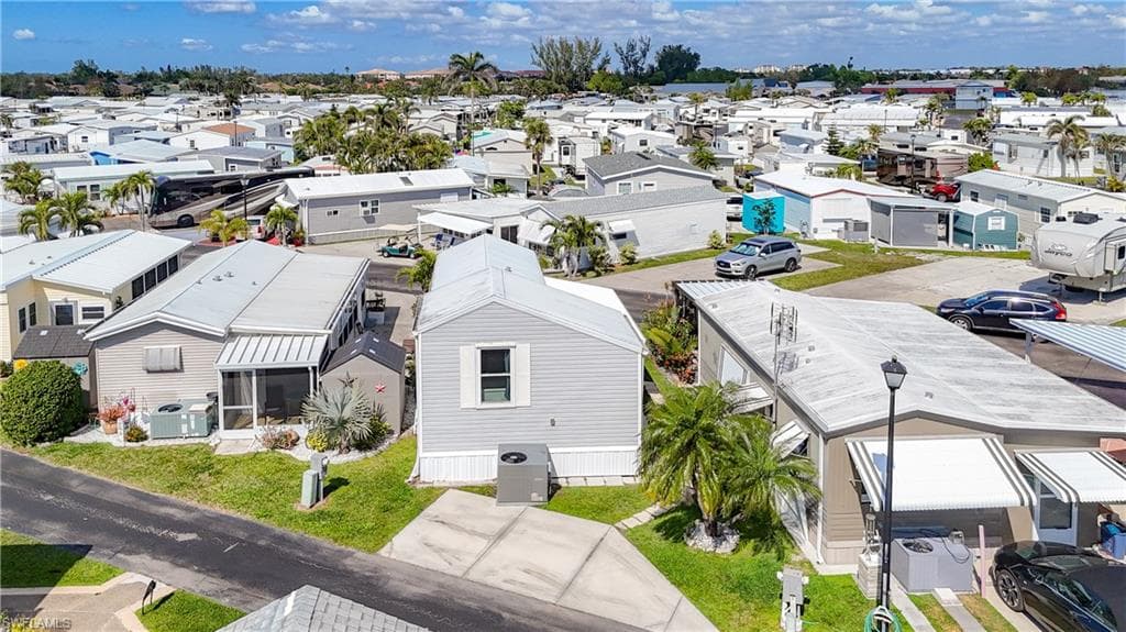 11561 Blue Warbler DR, FORT MYERS FL 33908-25