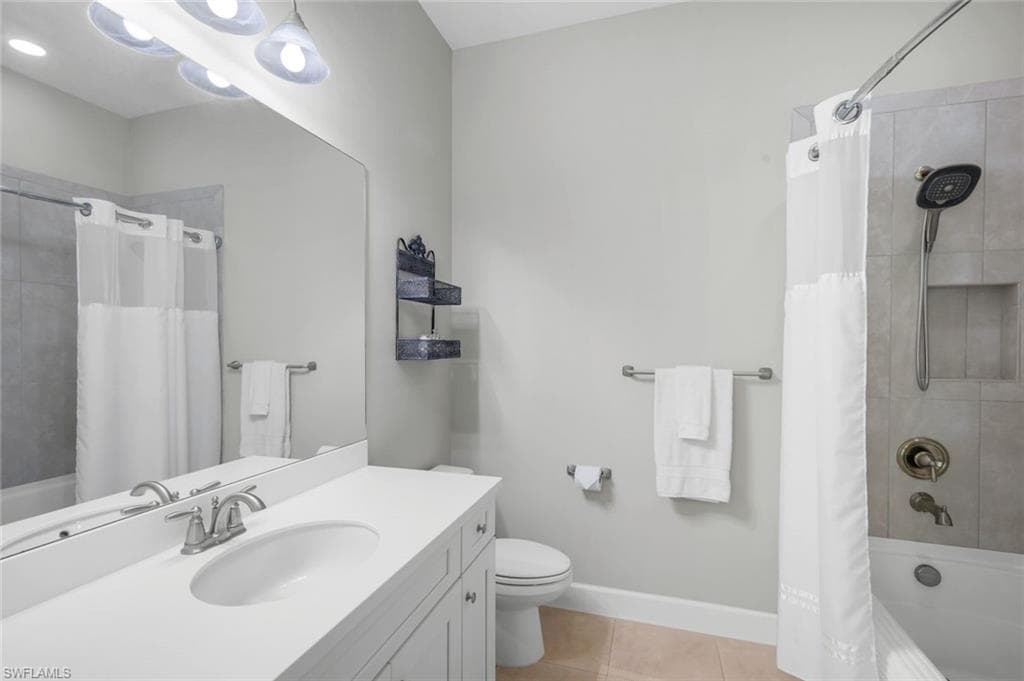 19687 Estero Pointe LN, FORT MYERS FL 33908-21