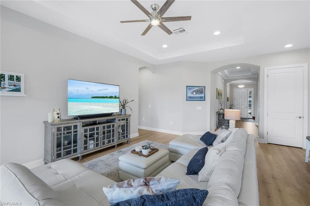 19687 Estero Pointe LN, FORT MYERS FL 33908-6