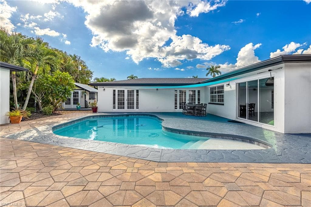 8327 Riviera AVE, FORT MYERS FL 33919-1