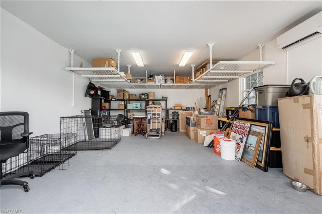 8327 Riviera AVE, FORT MYERS FL 33919-40