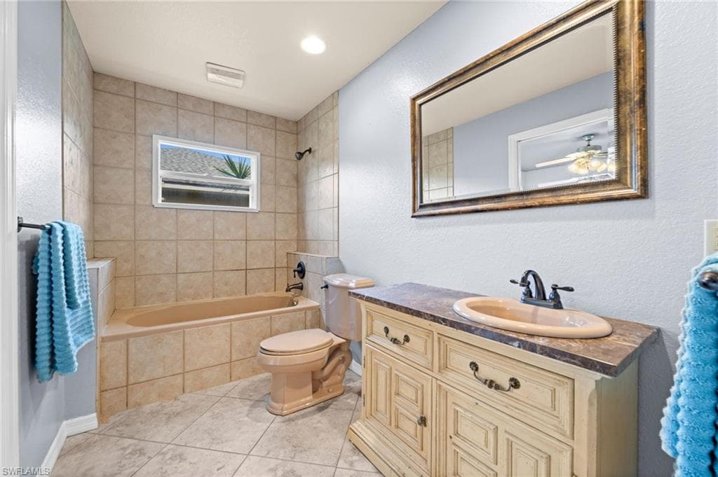 5879 Littlestone CT, NORTH FORT MYERS FL 33903-15