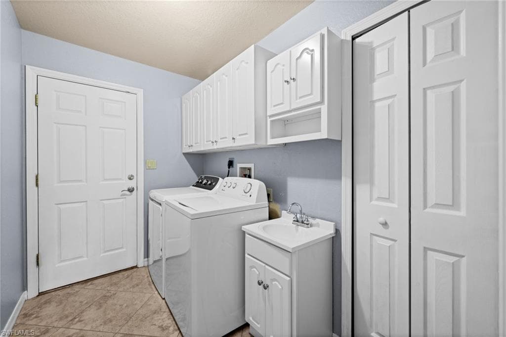 5879 Littlestone CT, NORTH FORT MYERS FL 33903-20