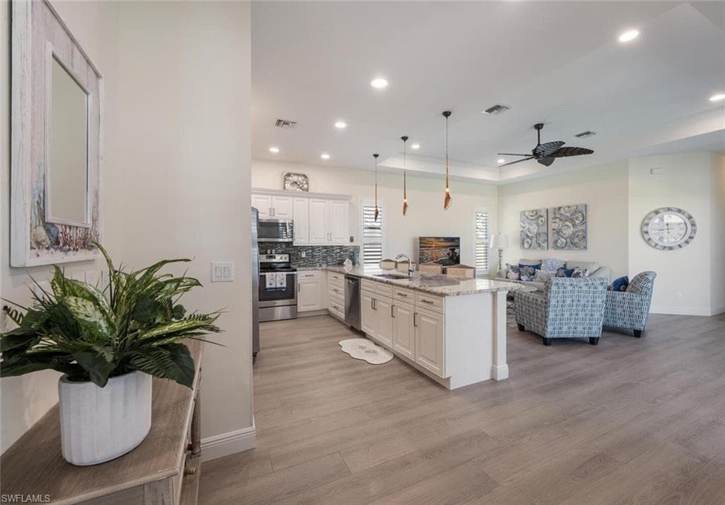 730 95th AVE N, NAPLES FL 34108-6