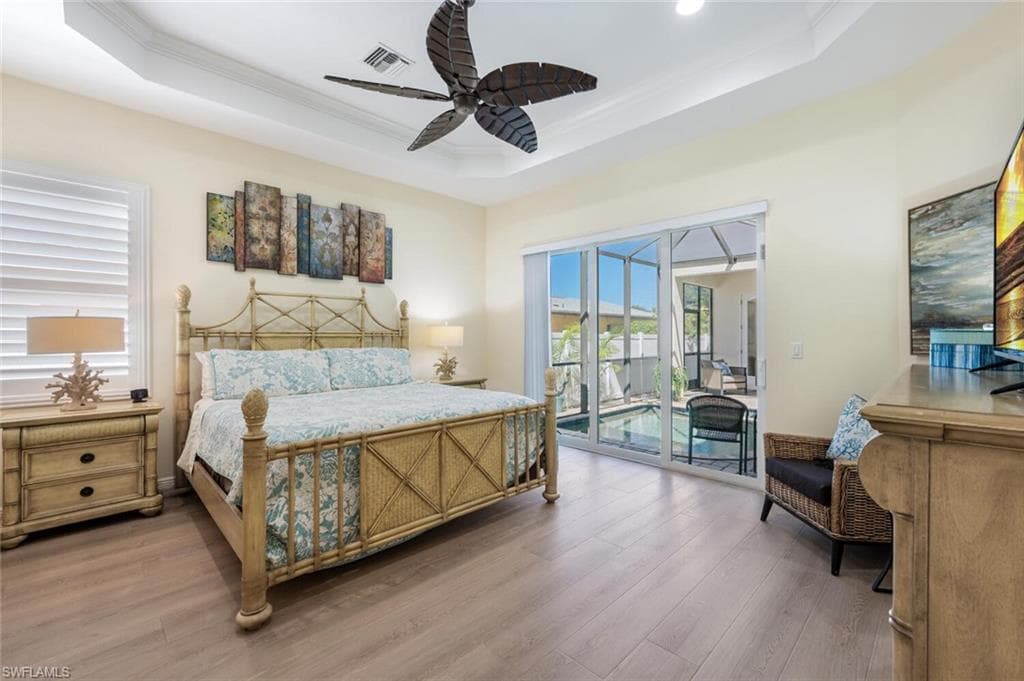 730 95th AVE N, NAPLES FL 34108-18