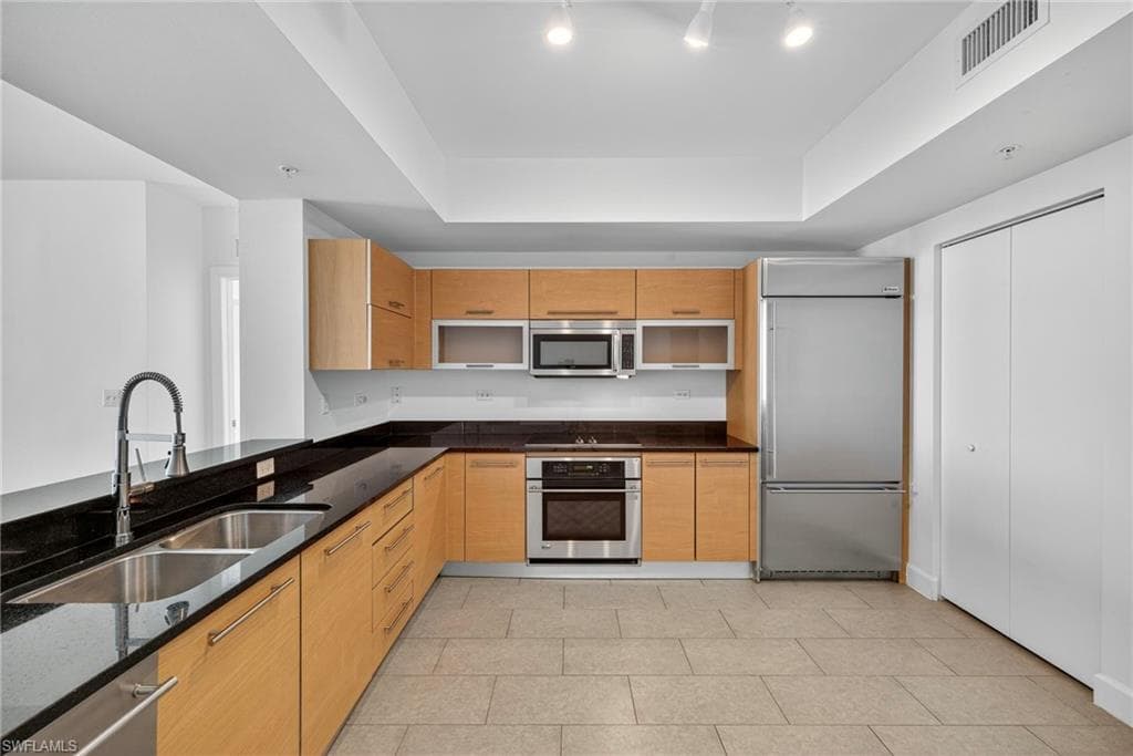 3000 Oasis Grand BLVD # 2307, FORT MYERS FL 33916-4