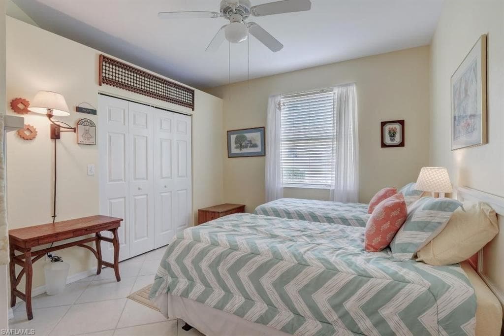 280 Robin Hood CIR # 102, NAPLES FL 34104-6