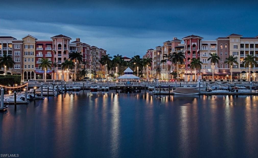 280 Robin Hood CIR # 102, NAPLES FL 34104-20