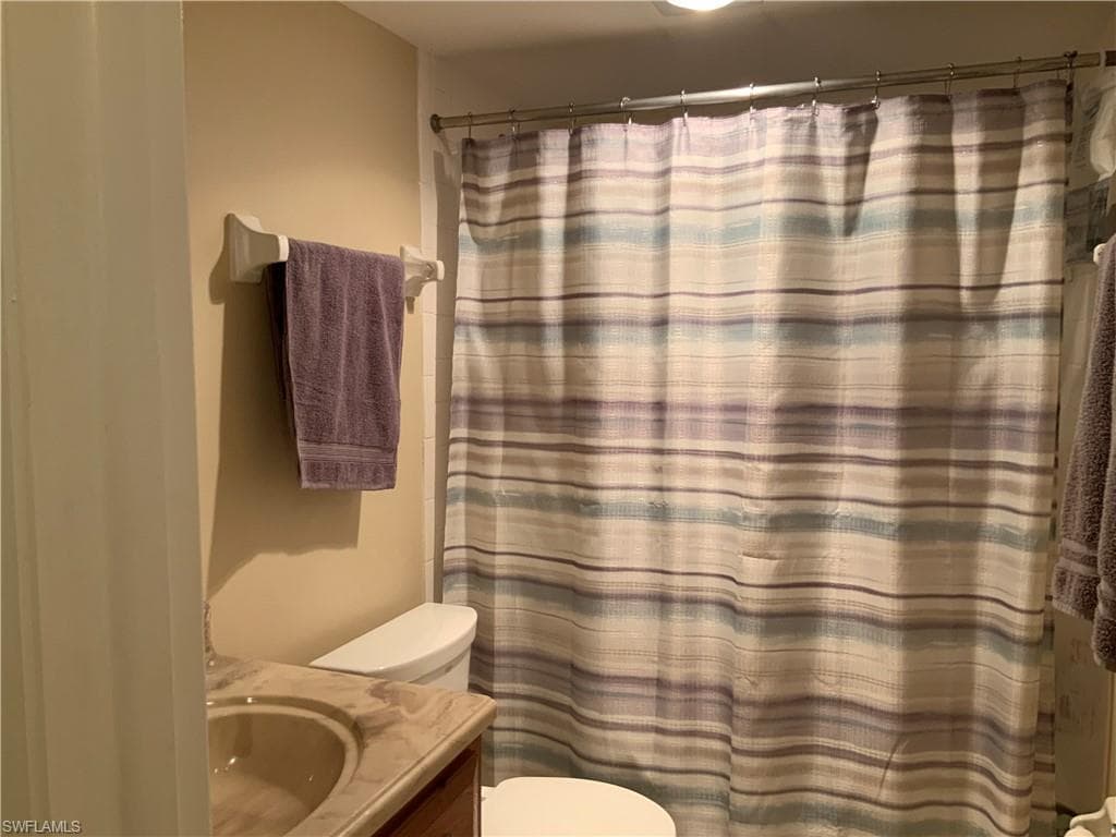 5530 Rattlesnake Hammock RD # K103, NAPLES FL 34113-23