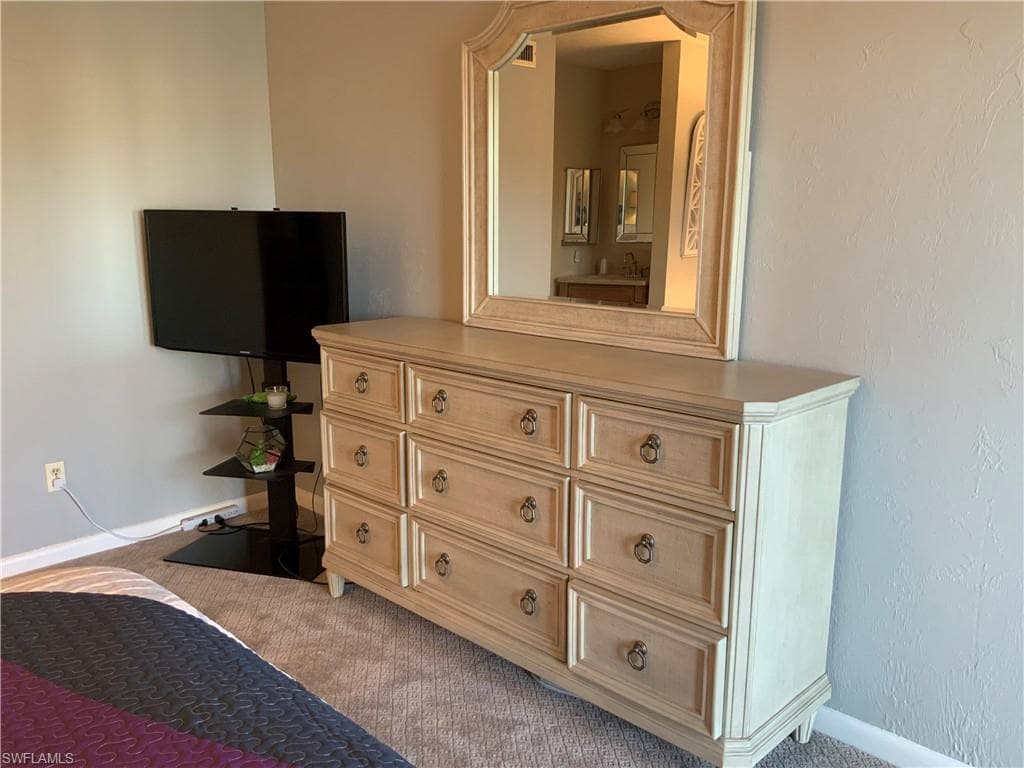 5530 Rattlesnake Hammock RD # K103, NAPLES FL 34113-13