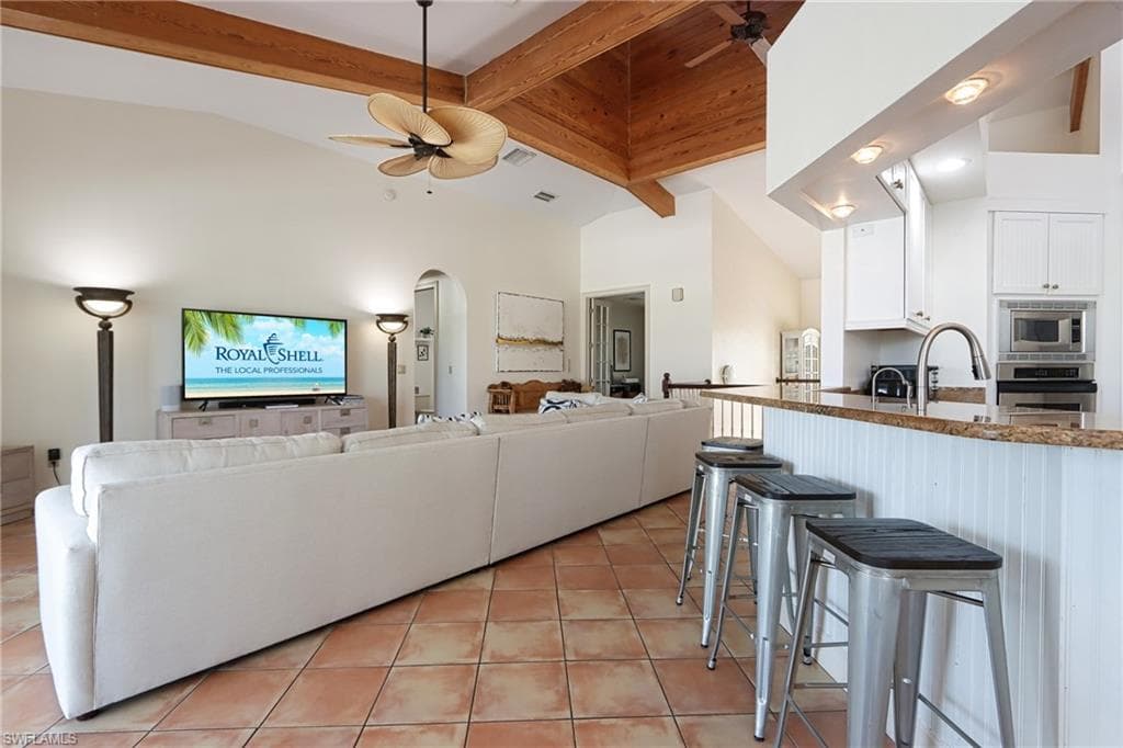 1521 Gordon River LN, NAPLES FL 34104-5