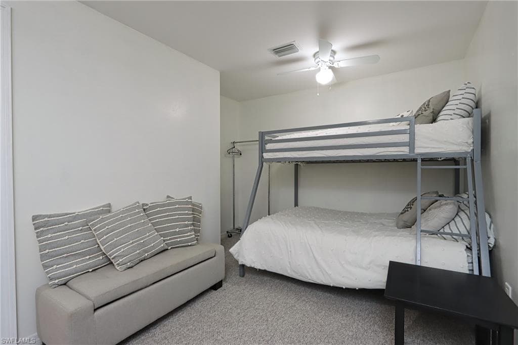 1521 Gordon River LN, NAPLES FL 34104-25