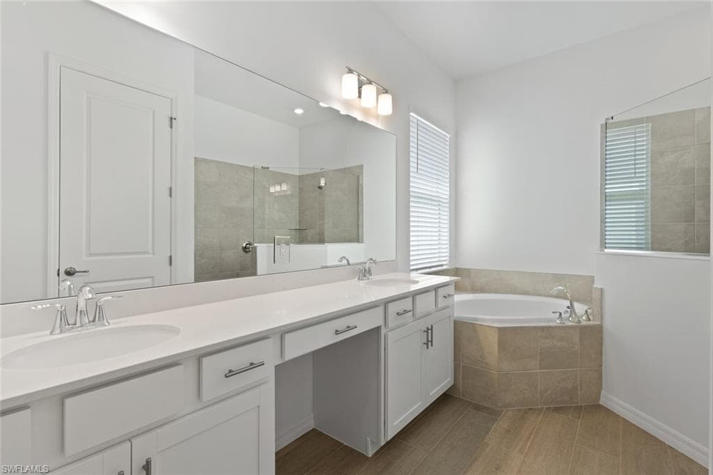 13629 Cerith CT, FORT MYERS FL 33908-22