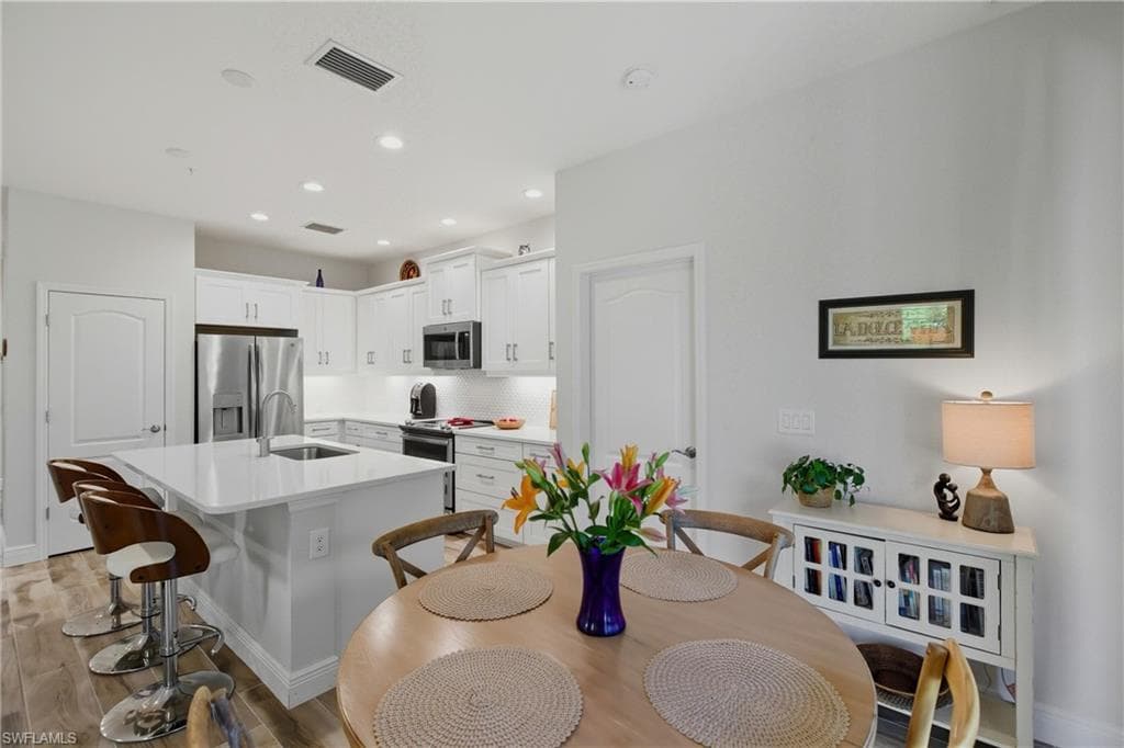 6947 Avalon CIR # 1908, NAPLES FL 34112-9