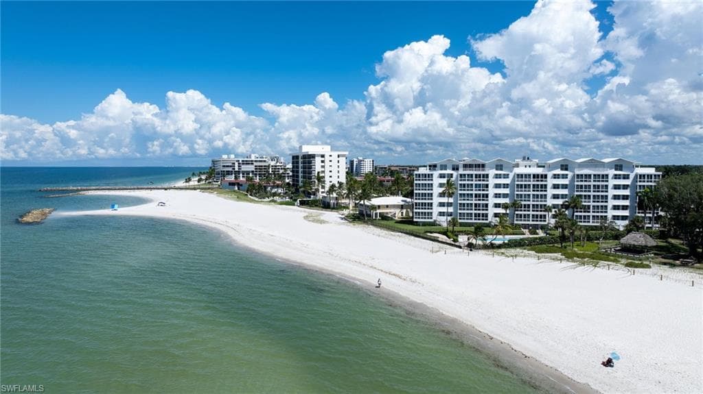 2121 Gulf Shore BLVD N 206-18