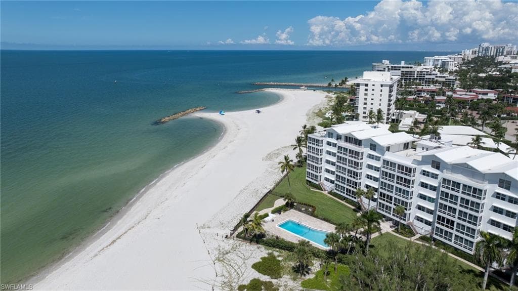 2121 Gulf Shore BLVD N 206-19