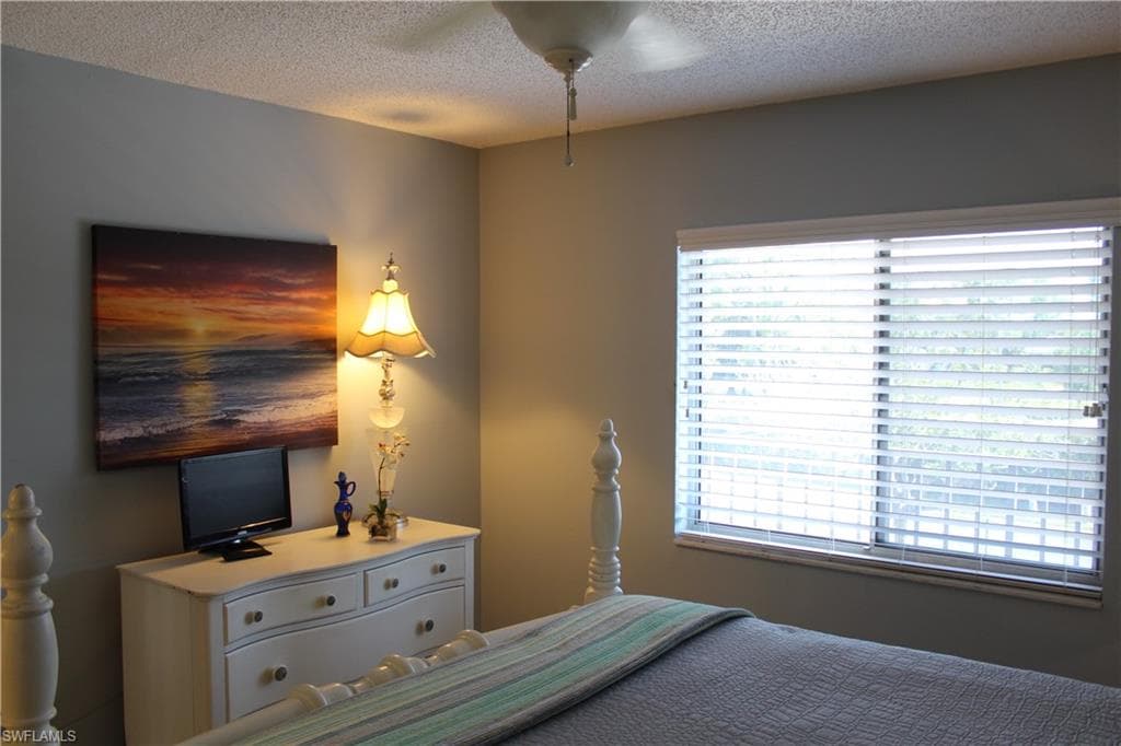 25806 Cockleshell DR # 314, BONITA SPRINGS FL 34135-23