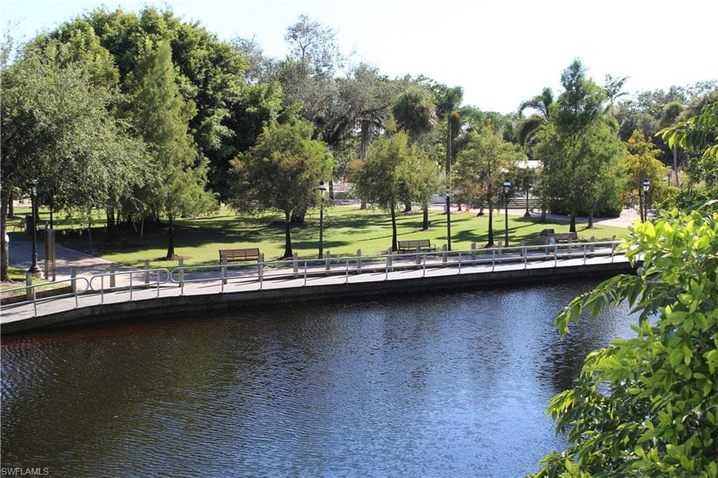 25806 Cockleshell DR # 314, BONITA SPRINGS FL 34135-33