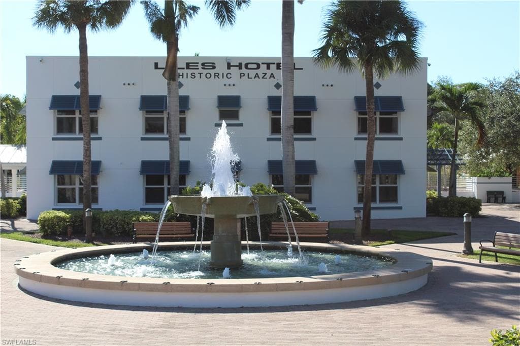 25806 Cockleshell DR # 314, BONITA SPRINGS FL 34135-36