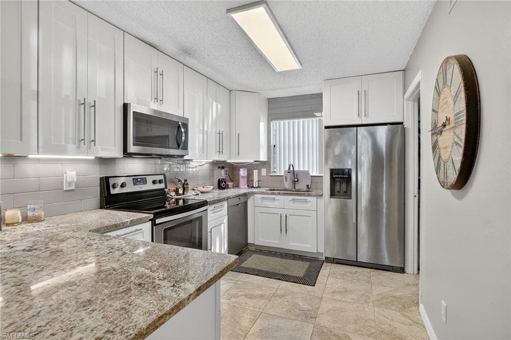 2142 Arbour Walk CIR # 2616, NAPLES FL 34109-9