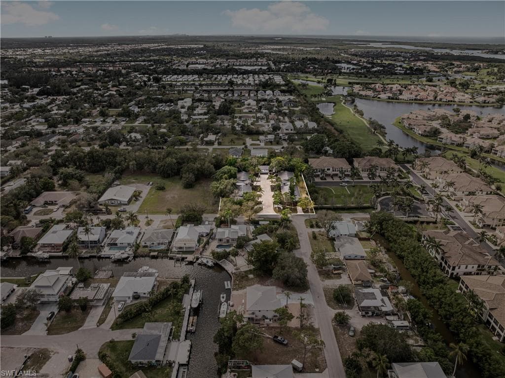 2616 Lakeview DR, NAPLES FL 34112-4