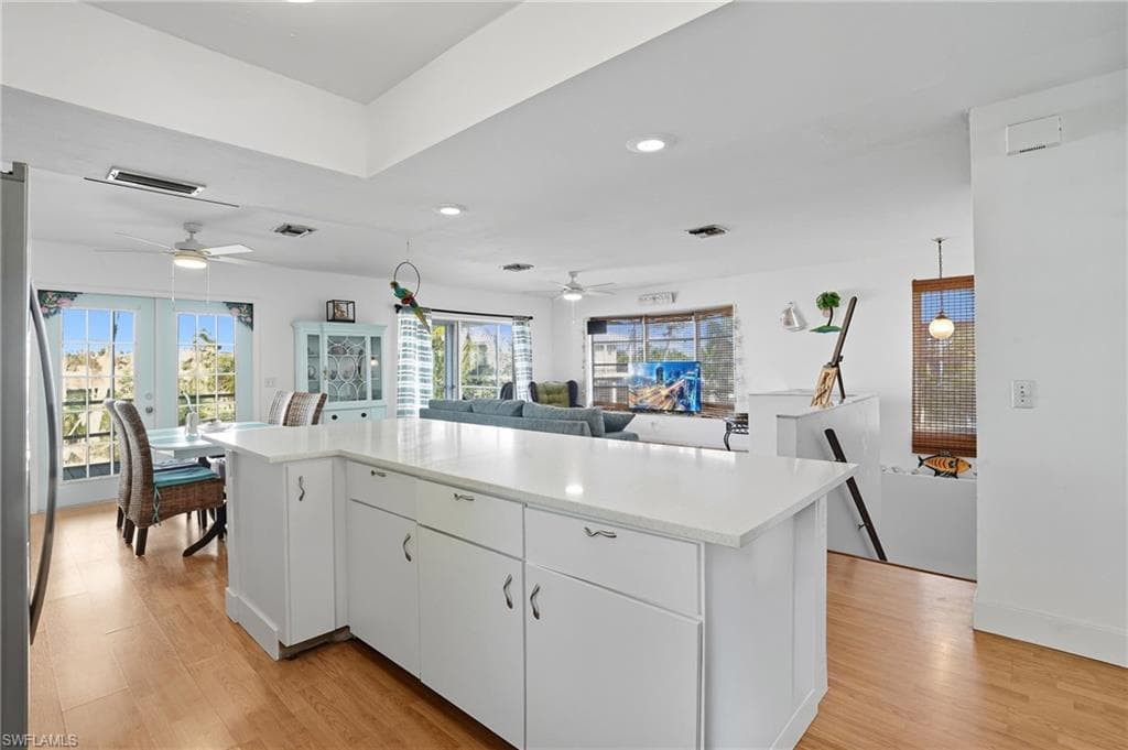 364 Connecticut ST, FORT MYERS BEACH FL 33931-11