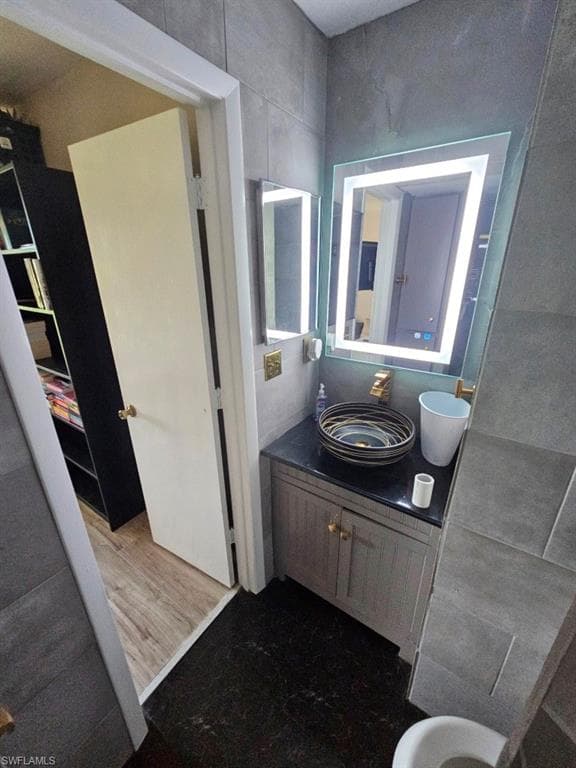 217 Beth Stacey BLVD, LEHIGH ACRES FL 33936-17