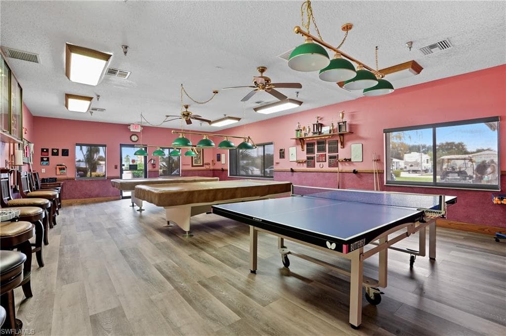 37 Bass LN, NAPLES FL 34114-45