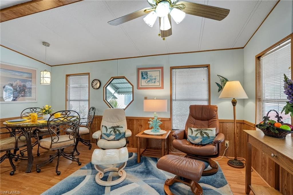 37 Bass LN, NAPLES FL 34114-2