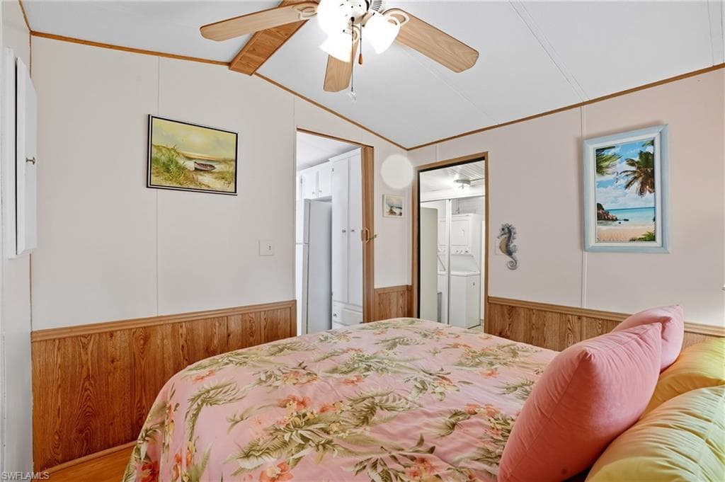 37 Bass LN, NAPLES FL 34114-8