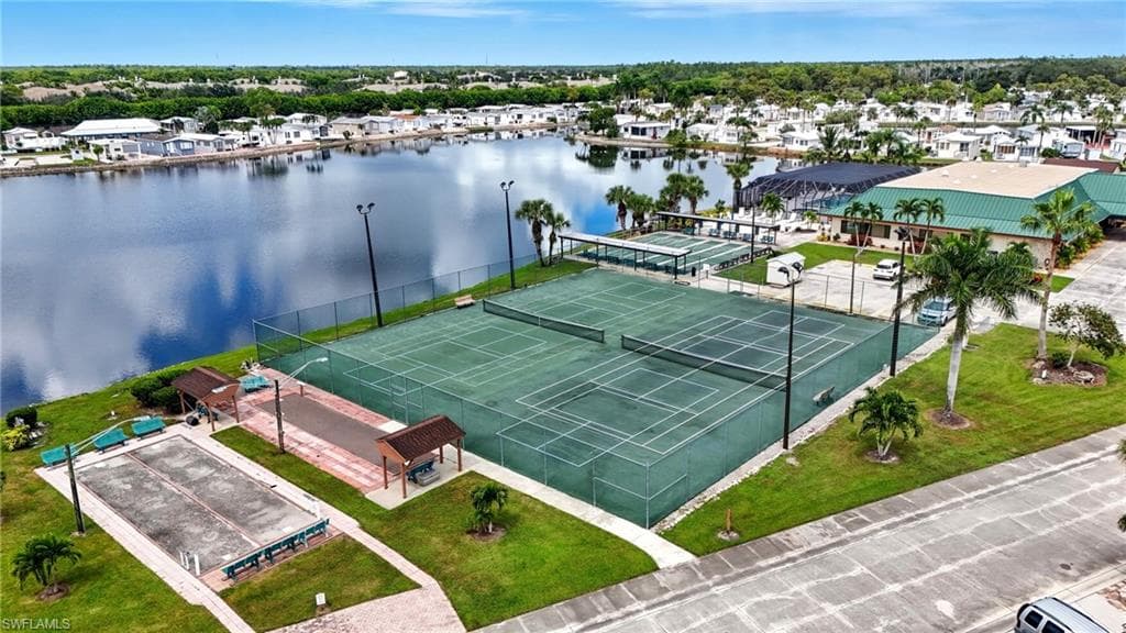 37 Bass LN, NAPLES FL 34114-36