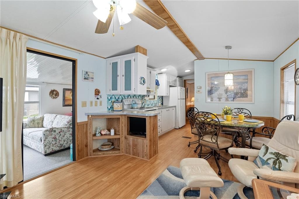 37 Bass LN, NAPLES FL 34114-3