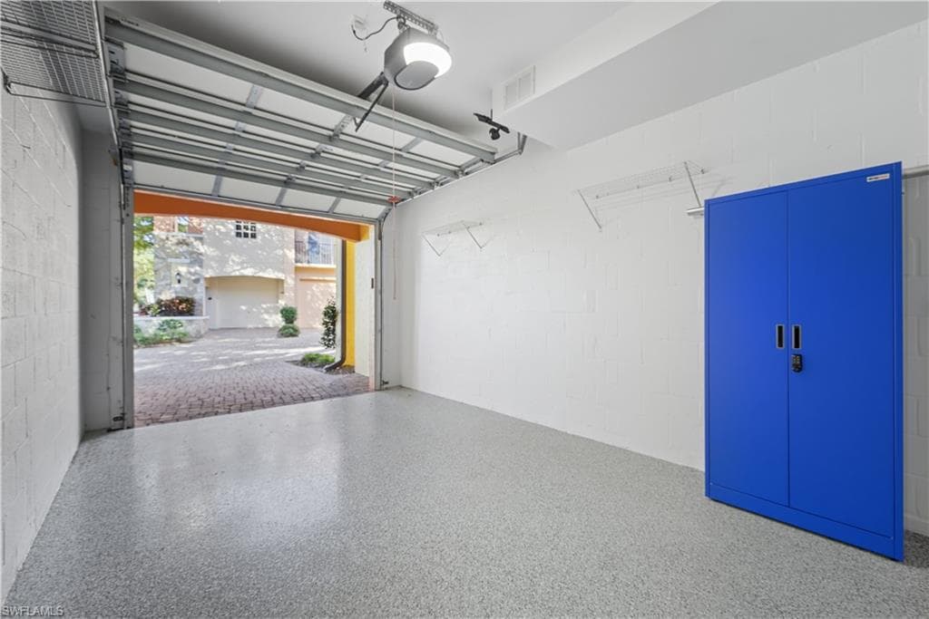 8701 Piazza Del Lago CIR # 101, ESTERO FL 33928-26