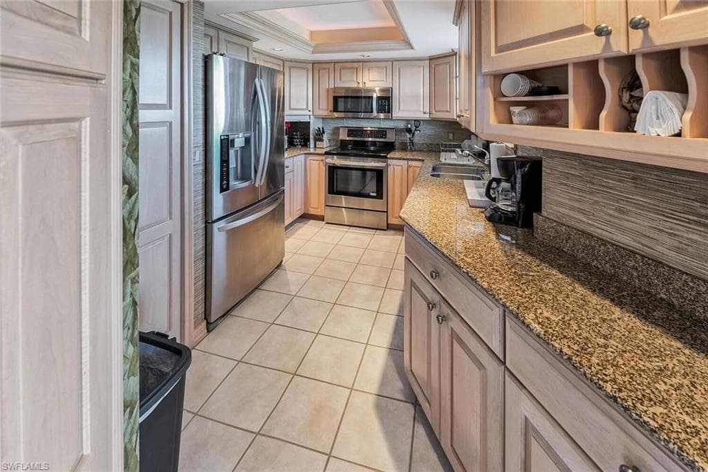 10701 Gulf Shore DR # 1200, NAPLES FL 34108-10