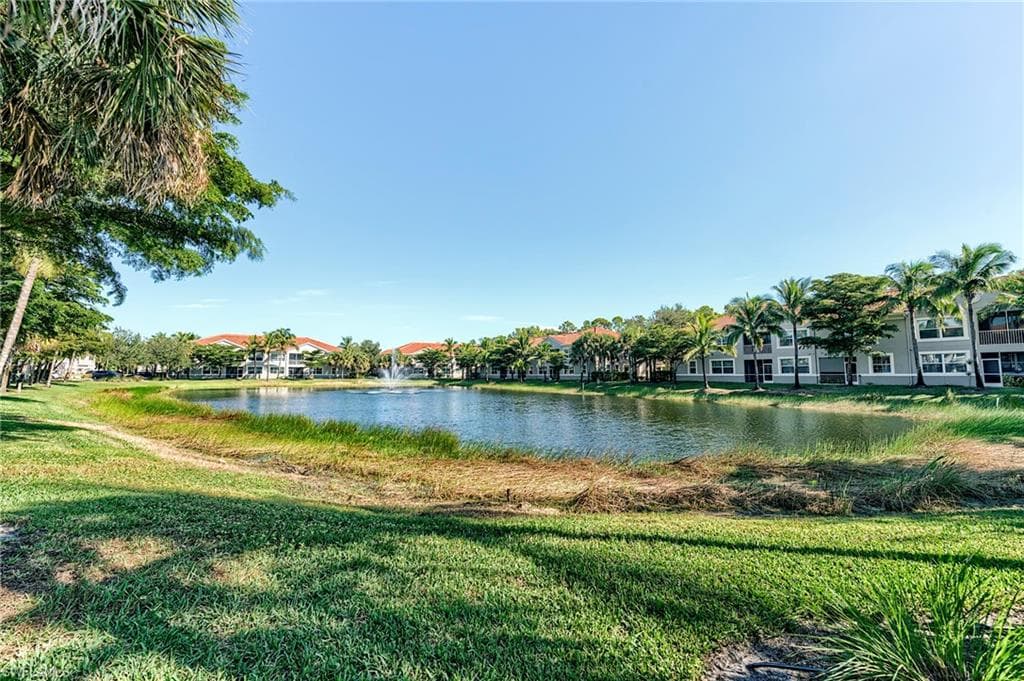 8510 Violeta ST # 203, ESTERO FL 34135-1