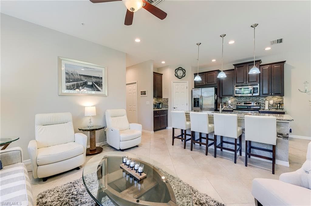 8510 Violeta ST # 203, ESTERO FL 34135-13