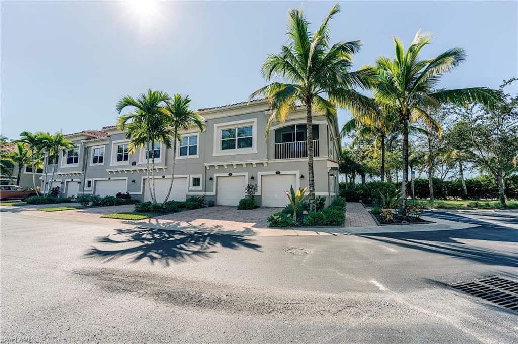 8510 Violeta ST # 203, ESTERO FL 34135-3