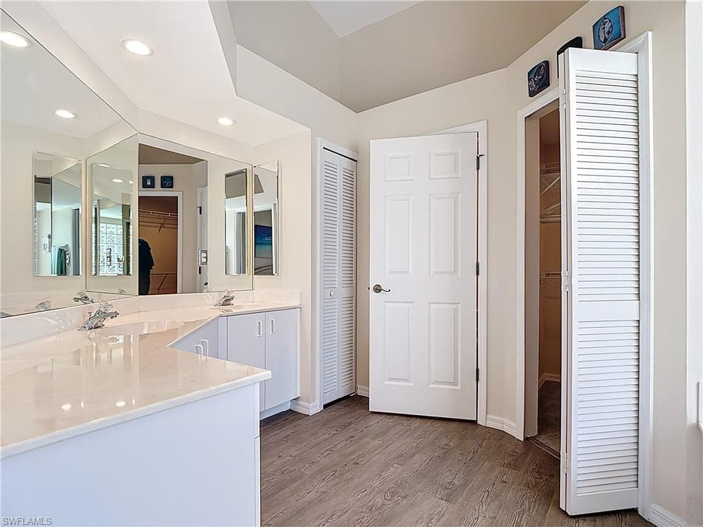 2241 Rio Nuevo DR, NORTH FORT MYERS FL 33917-22