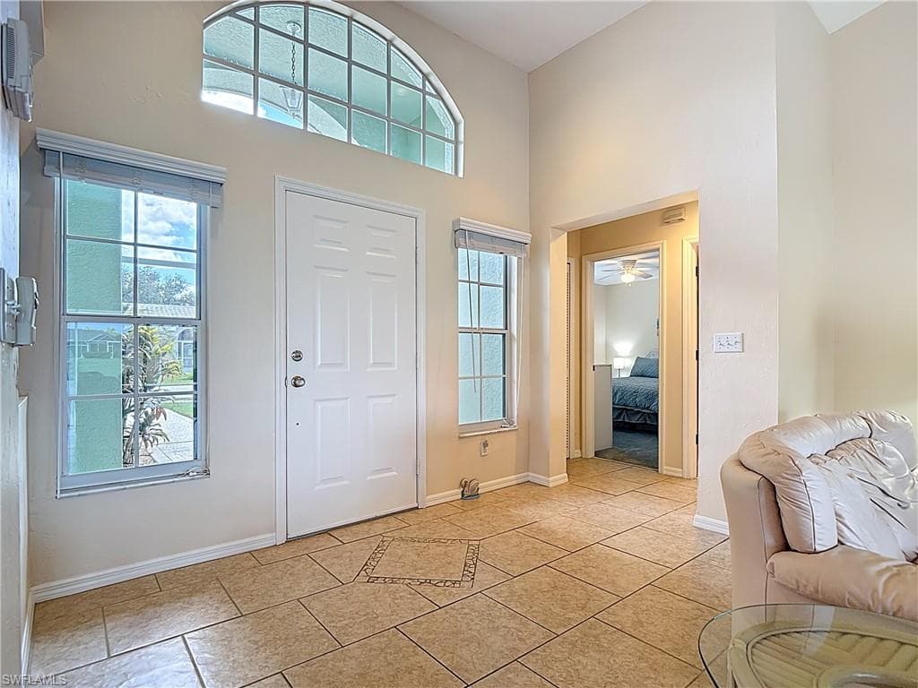 2241 Rio Nuevo DR, NORTH FORT MYERS FL 33917-8